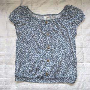Abercrombie Kids blue and white floral button top. Size 11/12!